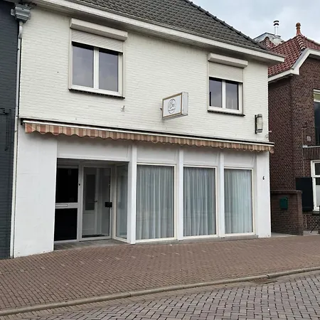 Studioverhuur De Nieuwe Doelen Гостевой дом Зевенар